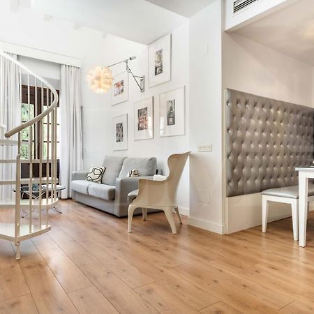 Loft Duplex With Private Terrace - Historic Center By Rems Appartement Málaga Buitenkant foto