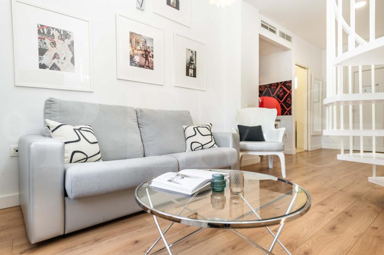 Loft Duplex With Private Terrace - Historic Center By Rems Appartement Málaga Buitenkant foto